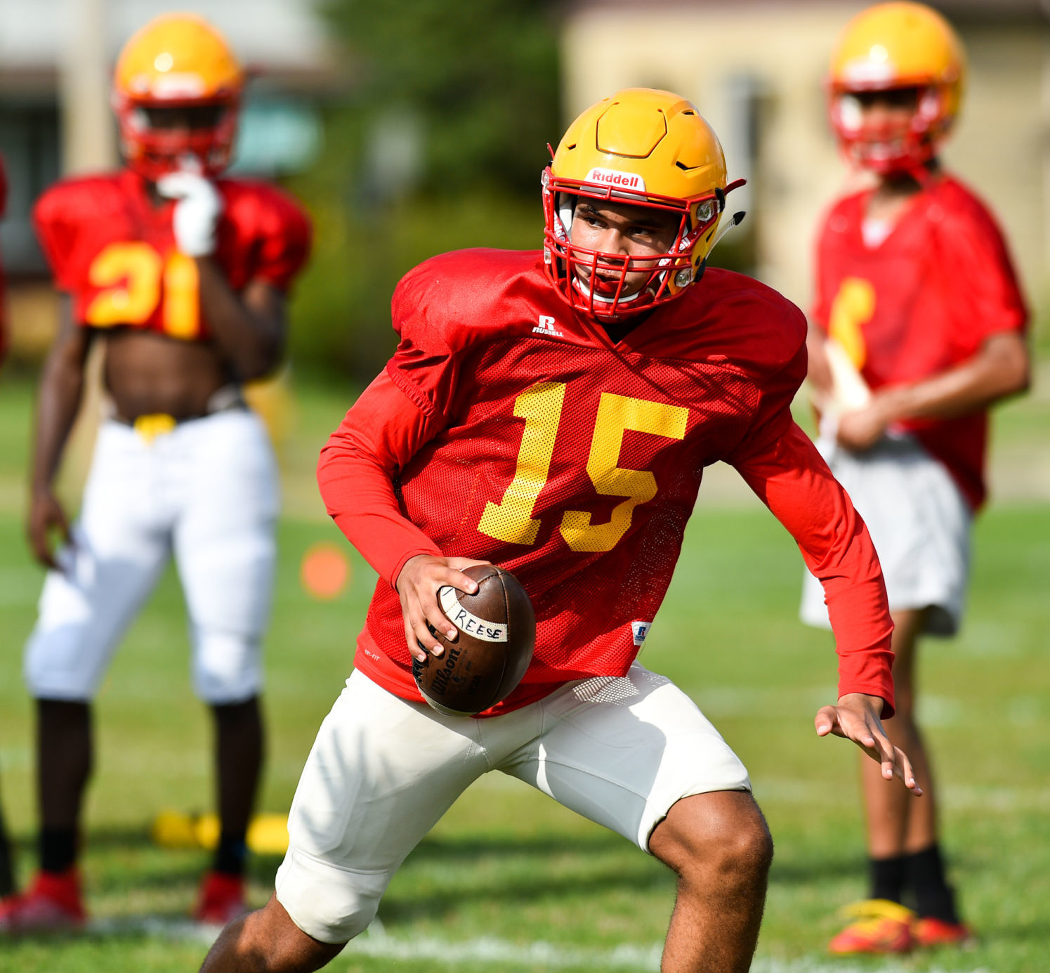 081919-mda-spt-rocky-football-036a.JPG